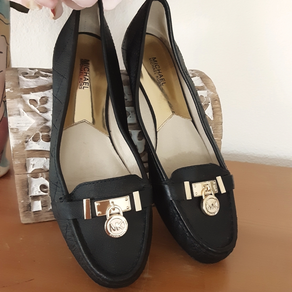 🖤MK Loafers